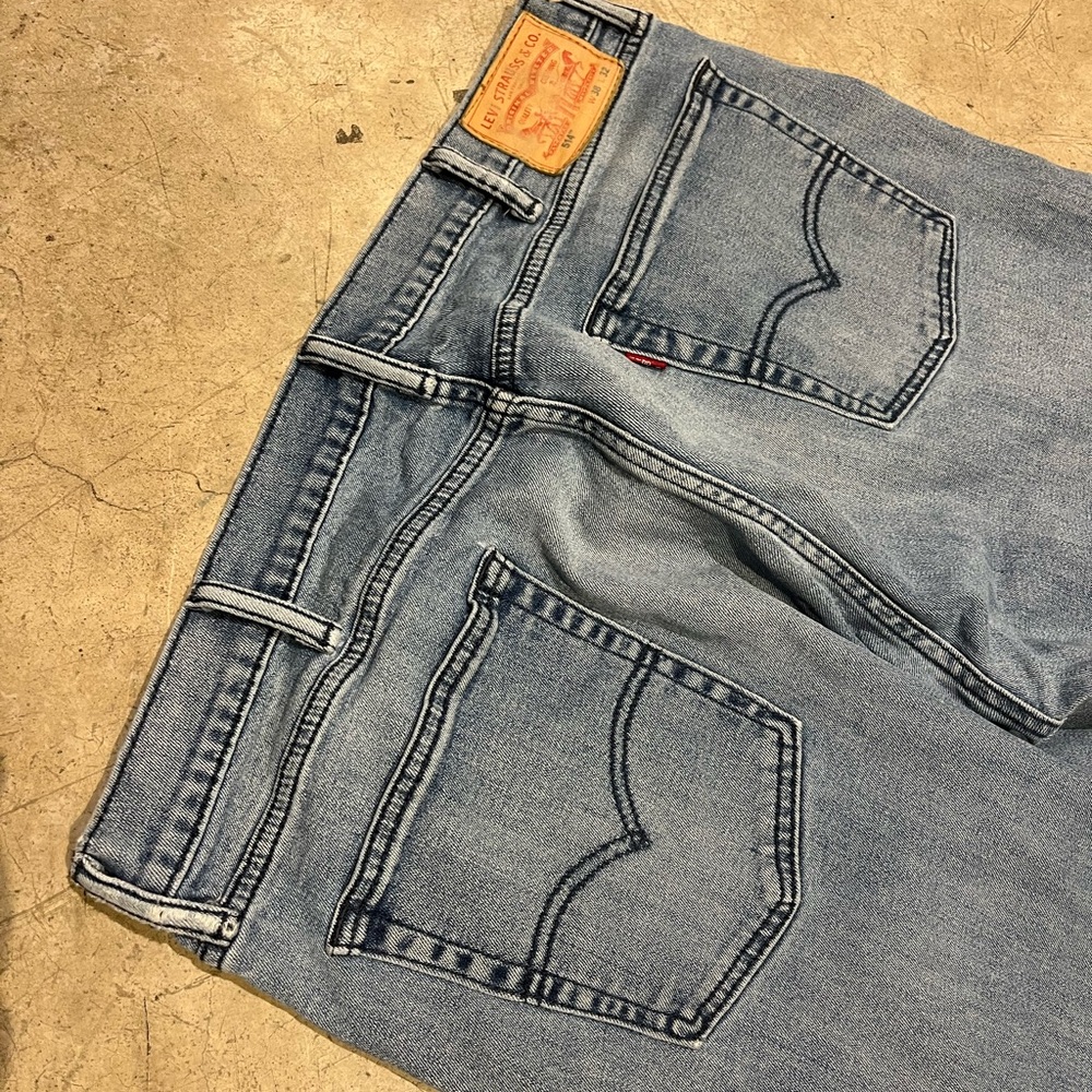 Levi's Men's Light Blue Straight Jeans